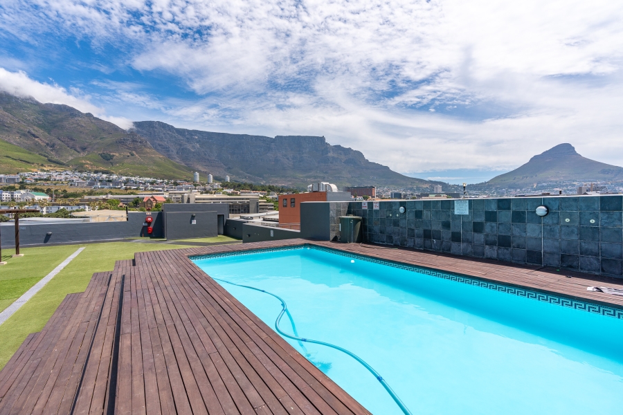 2 Bedroom Property for Sale in Zonnebloem Western Cape